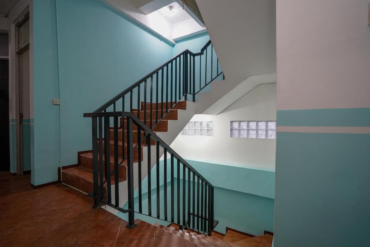 Super Oyo 1844 Bravo Residence Pangkal Pinang Extérieur photo