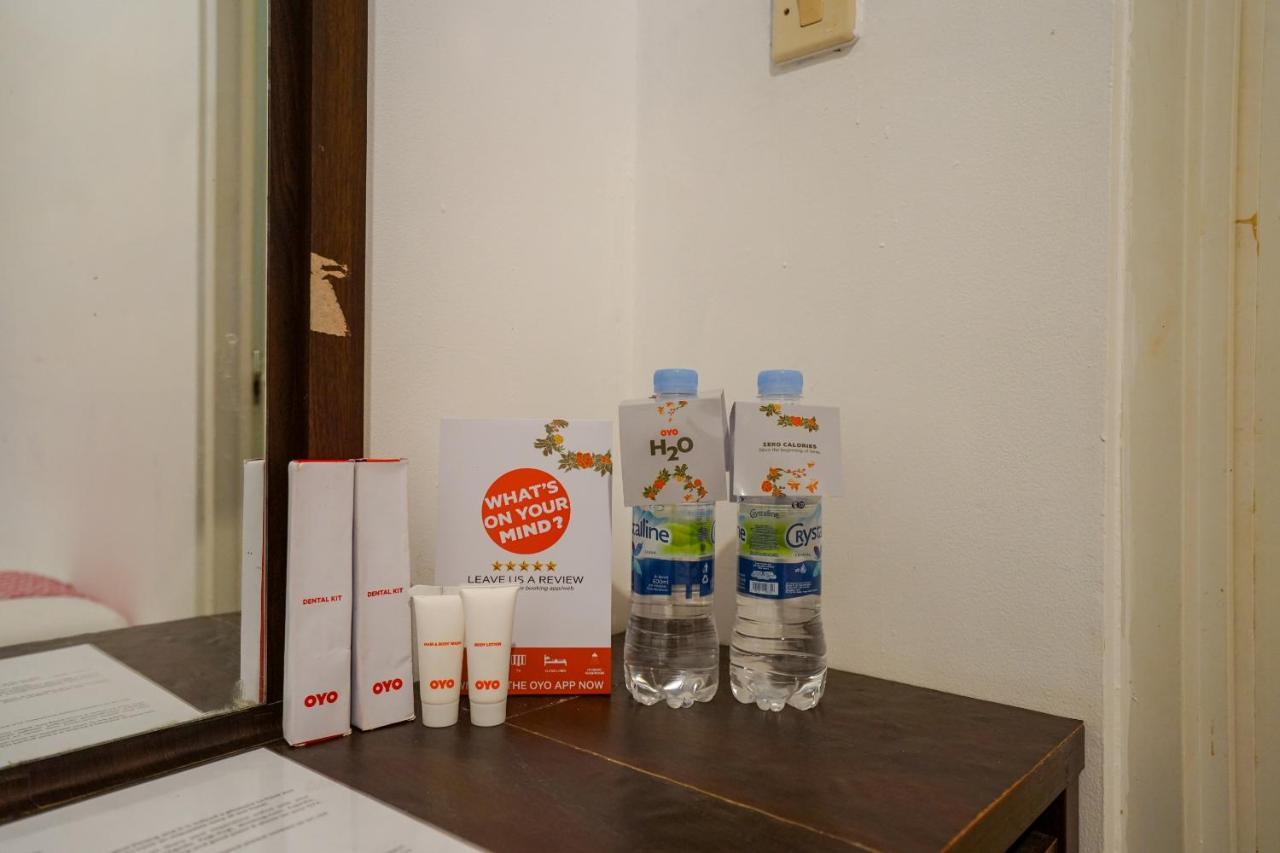 Super Oyo 1844 Bravo Residence Pangkal Pinang Extérieur photo